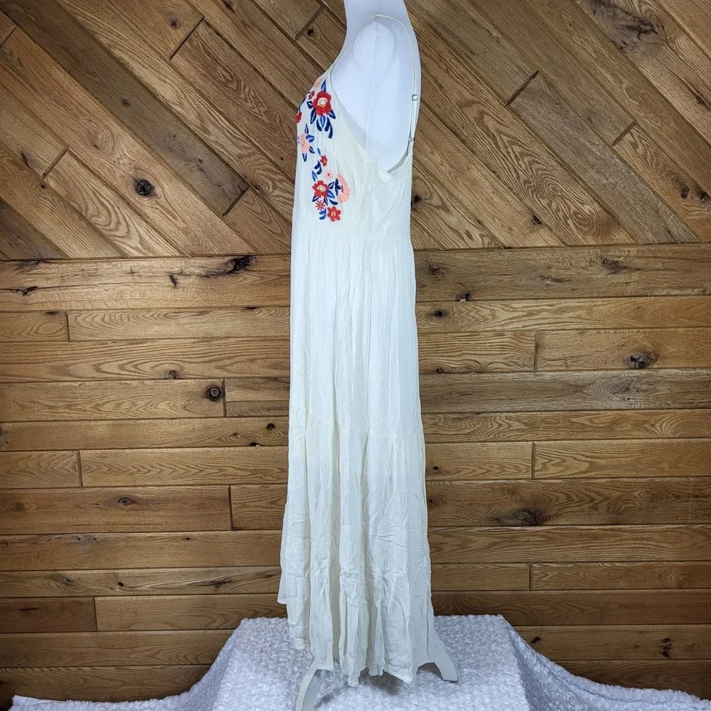 Xhilaration Maxi Dress Womens XXL Floral Embroidered Sleeveless White Multi